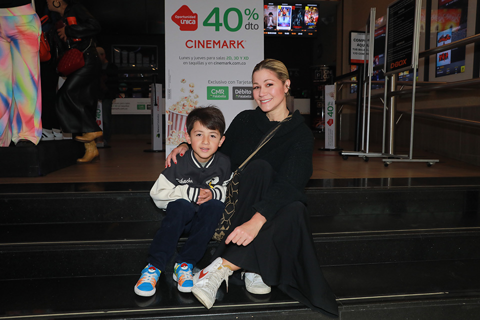 Martín Casas y Pilar Schmitt