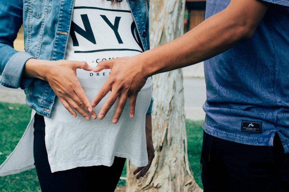 Así influye la percepción del propio género en el embarazo adolescente