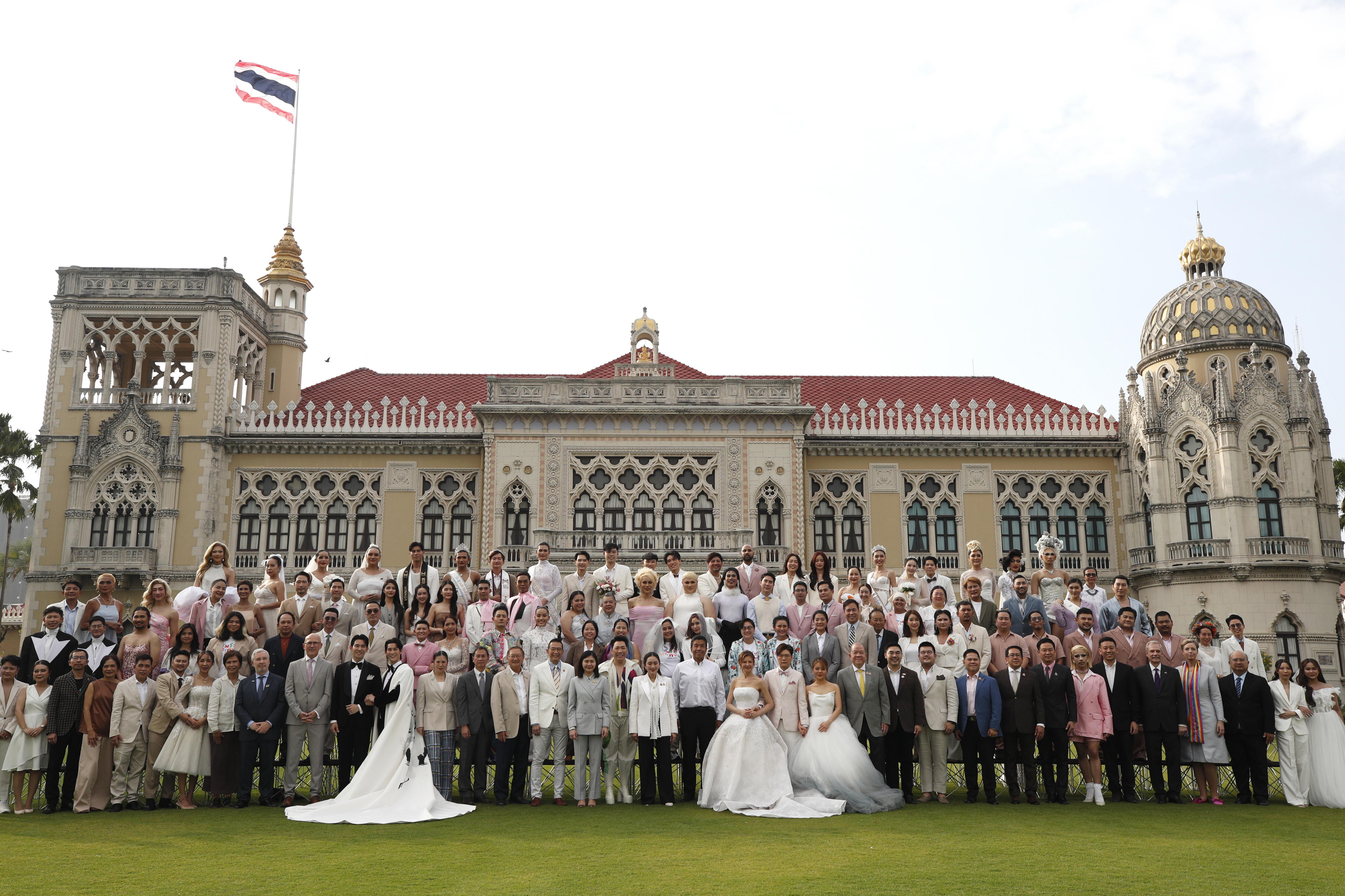 Matrimonio igualitario en Tailandia: boda masiva y derechos LGBTIQ+