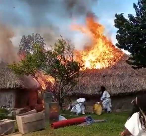 Video: incendio en Kankawarwa, pueblo de la Sierra Nevada de Santa Marta