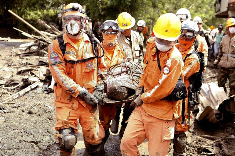 Identificados 39 de los cuerpos rescatados tras avalancha en Salgar