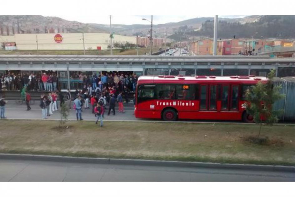 Restablecida situación en Autopista Sur, luego de bloqueos en TransMilenio
