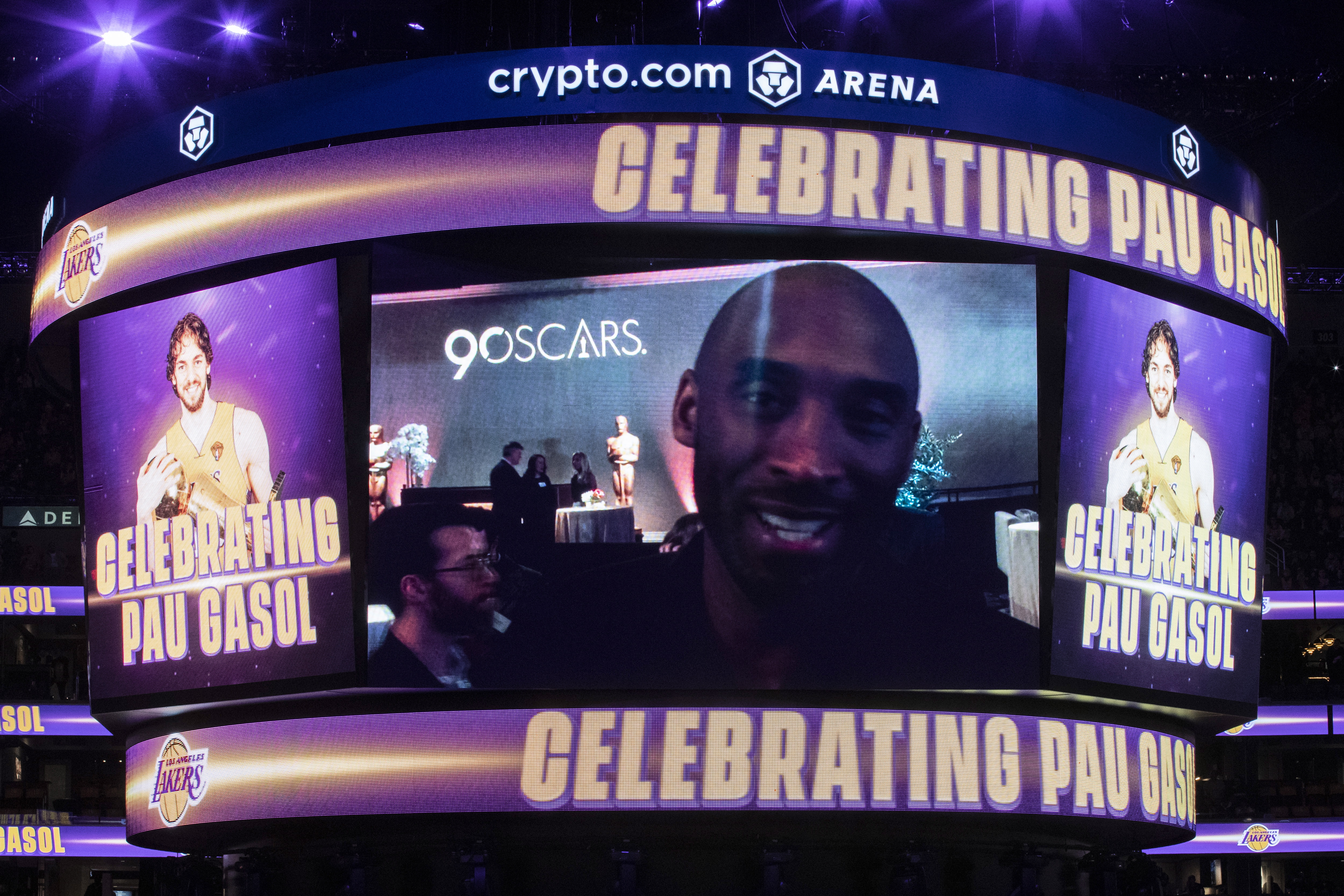 Los Angeles (United States), 08/03/2023.- A video of late player and teammate Kobe Bryant is shown during the retirement ceremony for Pau Gasol's jersey at half-time of the game between the Memphis Grizzlies and the Los Angeles Lakers at Crypto.com Arena in Los Angeles, California, USA, 07 March 2023. The Spanish athlete Gasol played with the Lakers from 2008 to 2014. (Baloncesto, Estados Unidos) EFE/EPA/ETIENNE LAURENT SHUTTERSTOCK OUT