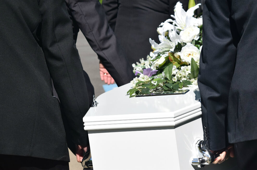 Cuarenta funerarias están en la mira de la SIC por no facilitar información