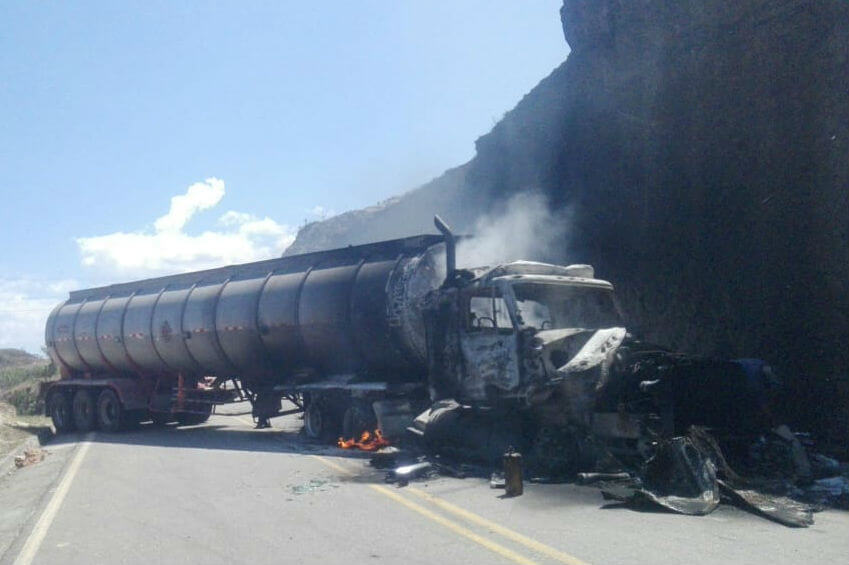 Paro armado: incineran cuatro vehículos en el Catatumbo