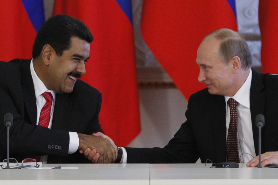 Maduro toma el relevo de Chávez y estrecha alianza con Rusia