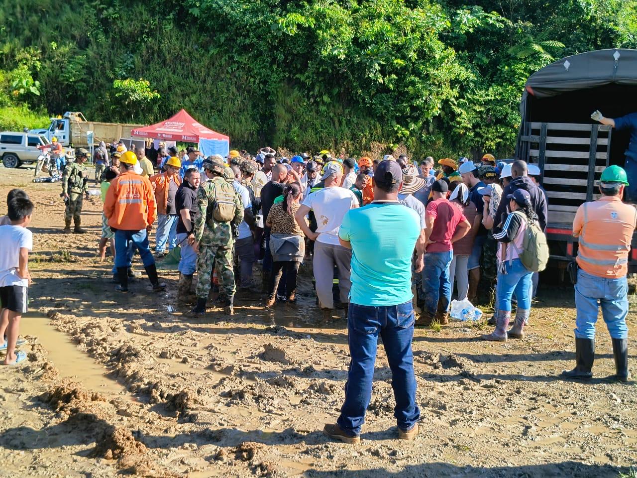 Estas son las víctimas identificadas del derrumbe en la vía Quibdó-Medellín