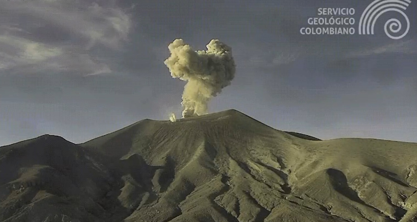 Hubo un “incremento de eventos sísmicos en el volcán Puracé”: sigue en alerta amarilla