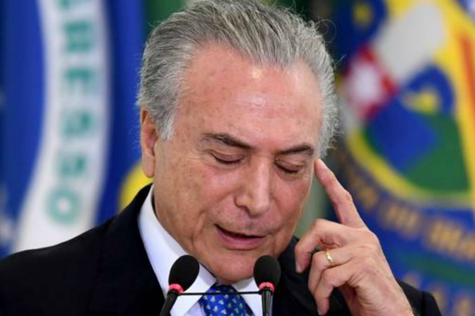Caen activos brasileños tras protestas en contra de Temer