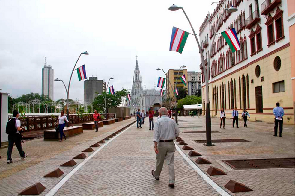 Cali inaugura túnel, Bulevar del Río y plazoleta Jairo Varela
