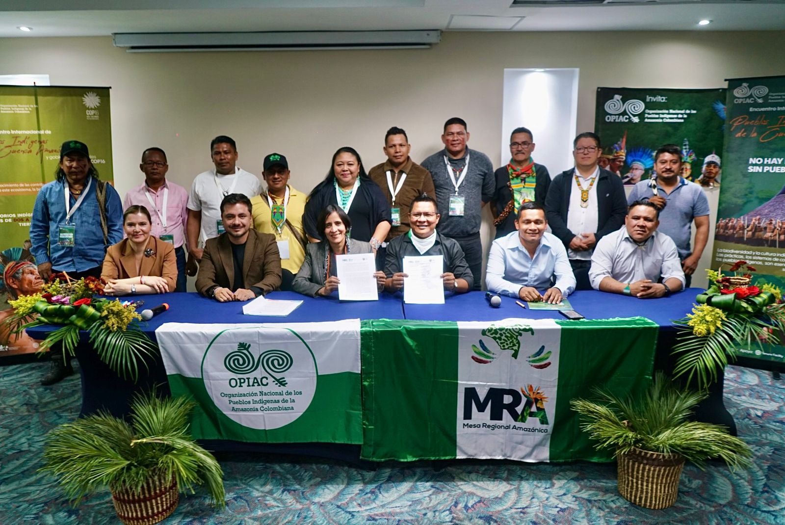 Pueblos indígenas y Minambiente firman pacto para proteger la Amazonia