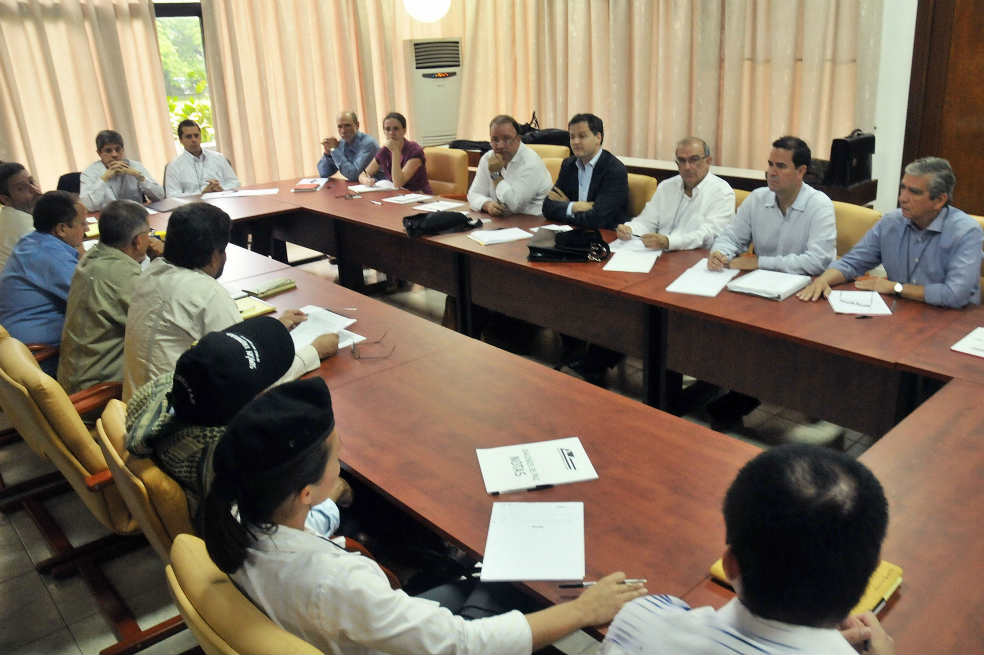 Ecos a propuesta de las Farc de parar agenda legislativa sobre la paz