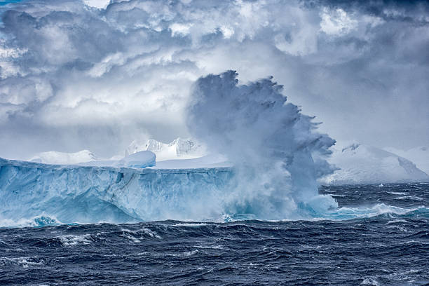 El océano absorbería más CO₂ de lo que se creía antes. La razón es una capa fría