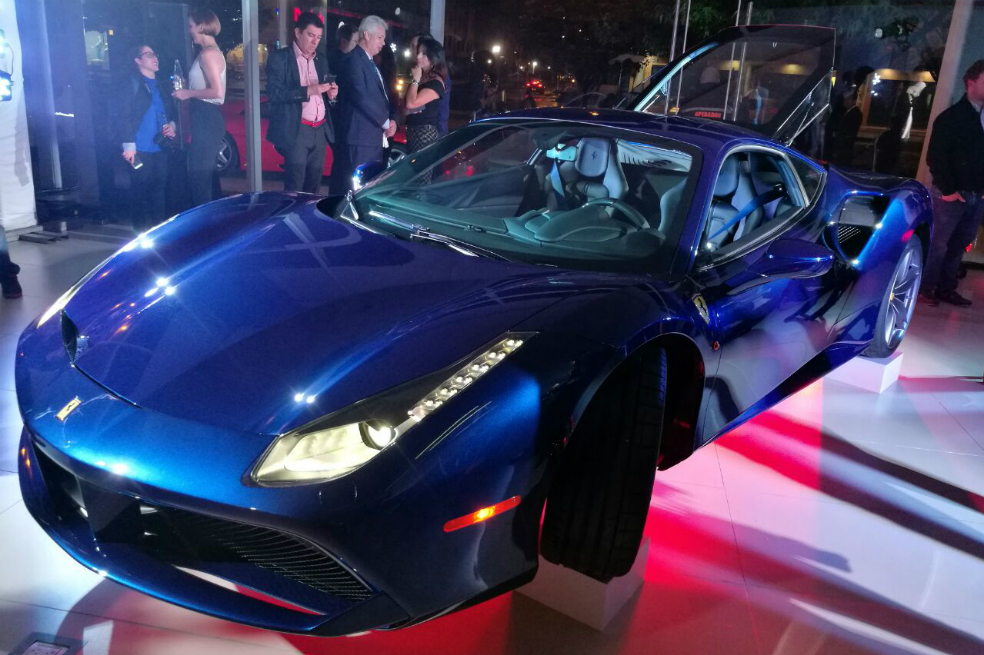 Ferrari celebra 70 años con el lanzamiento del 488 GTB en Colombia