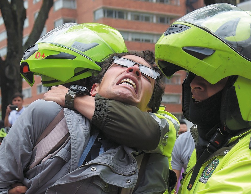 Desmilitarizar la Policía, la propuesta de la oposición para evitar abusos contra civiles