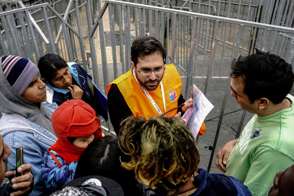 Regularización de migrantes en Chile: 1.863 colombianos se registraron el primer día