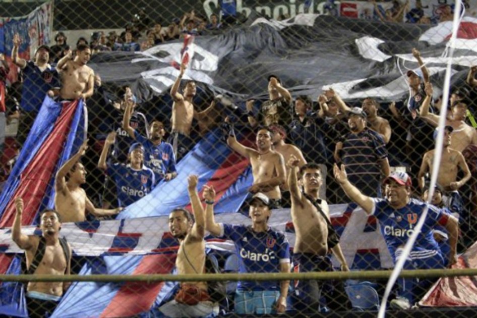 Chile busca carnetizar hinchas y jugar sin barra visitante para acabar violencia en estadios