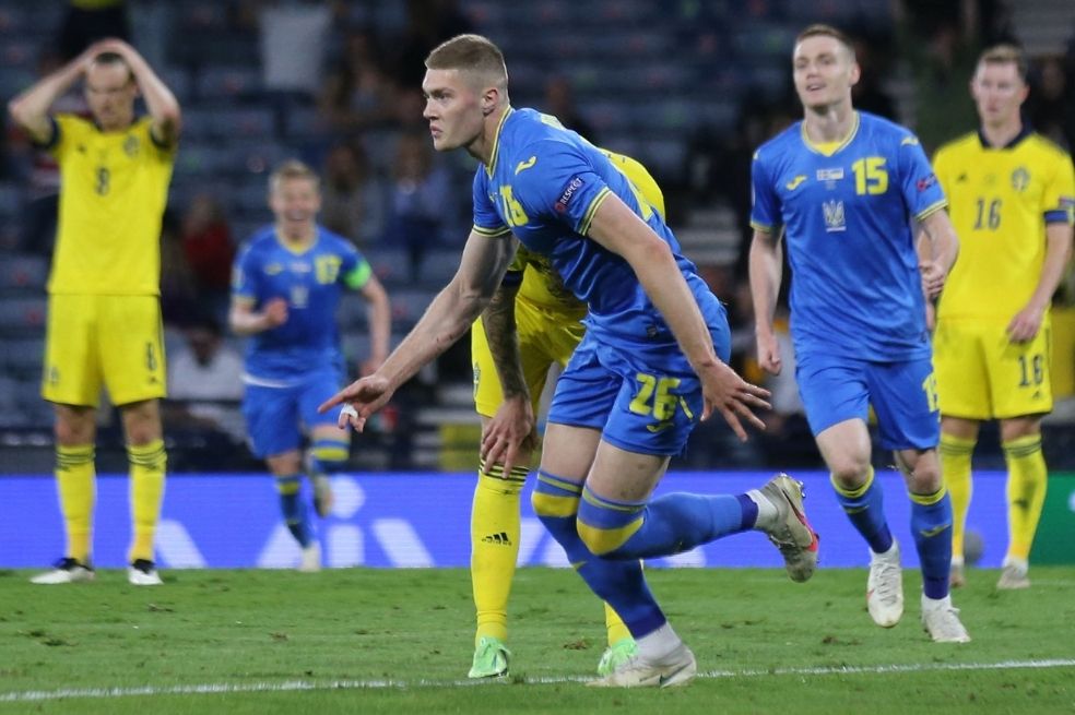 Agónica victoria de la Ucrania de Shevchenko en los octavos de la Eurocopa