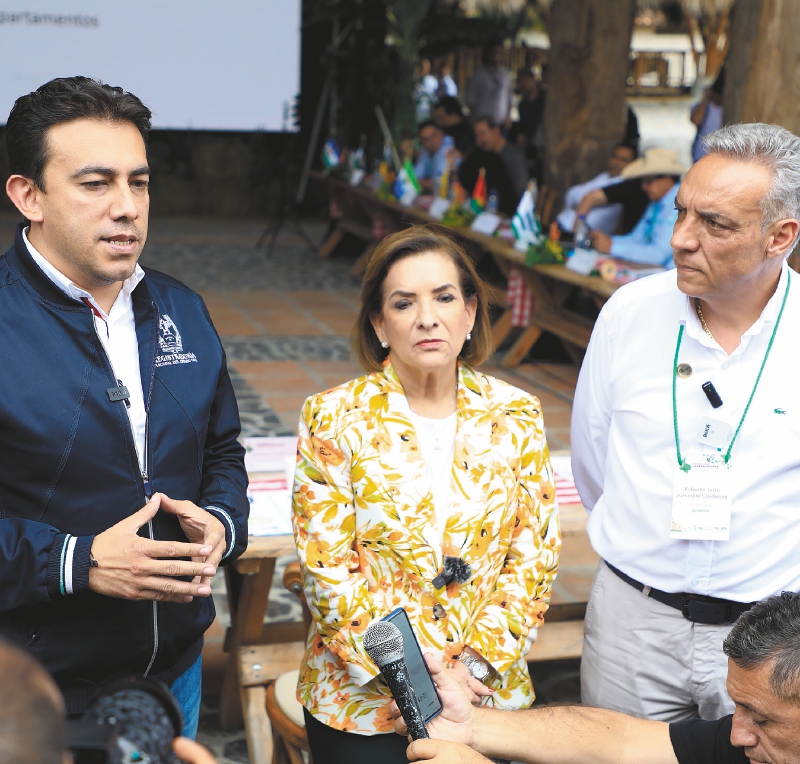 Alertan por esguince a Ley de Contratación que beneficiaría a candidatos