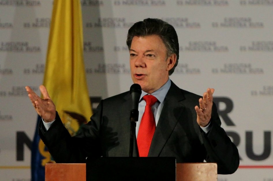 Santos ordena a altos funcionarios hacer pública sus declaraciones de bienes y renta