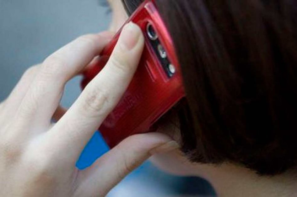 20.000 trabajadores en Uruguay no podrán hablar por celular en horario laboral