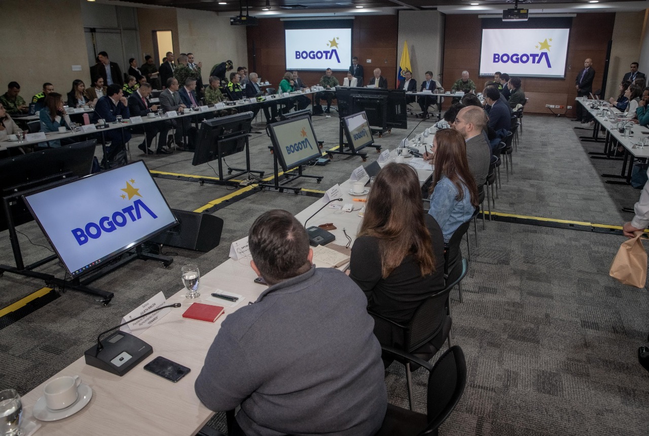 El presidente Gustavo Petro y la alcaldesa de Bogotá Claudia López se reunieron para hablar sobre estrategias de seguridad en Bogotá