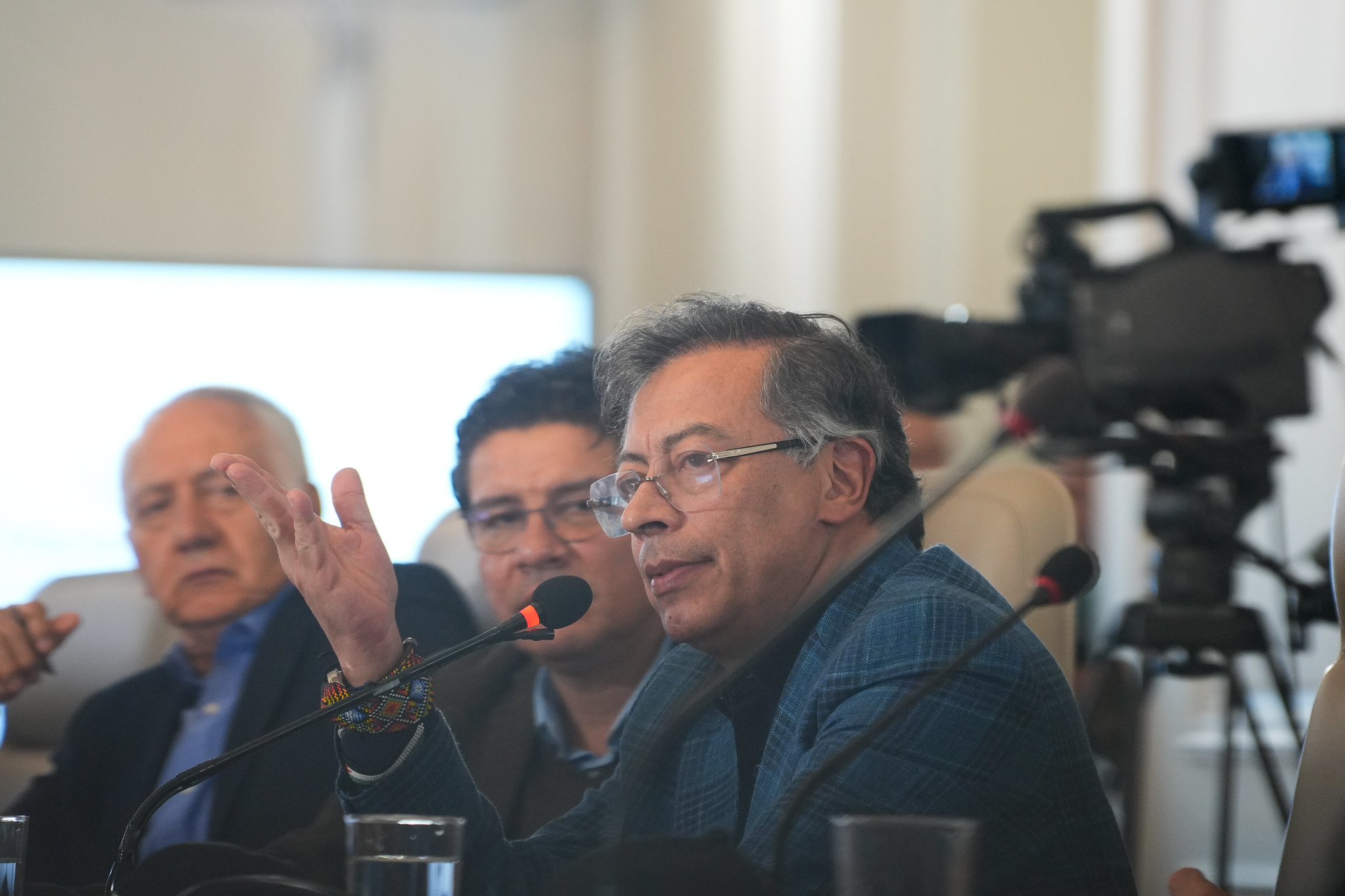 Presidencia designa a Javier Gutiérrez Afanador en la CRC pese a reparos técnicos
