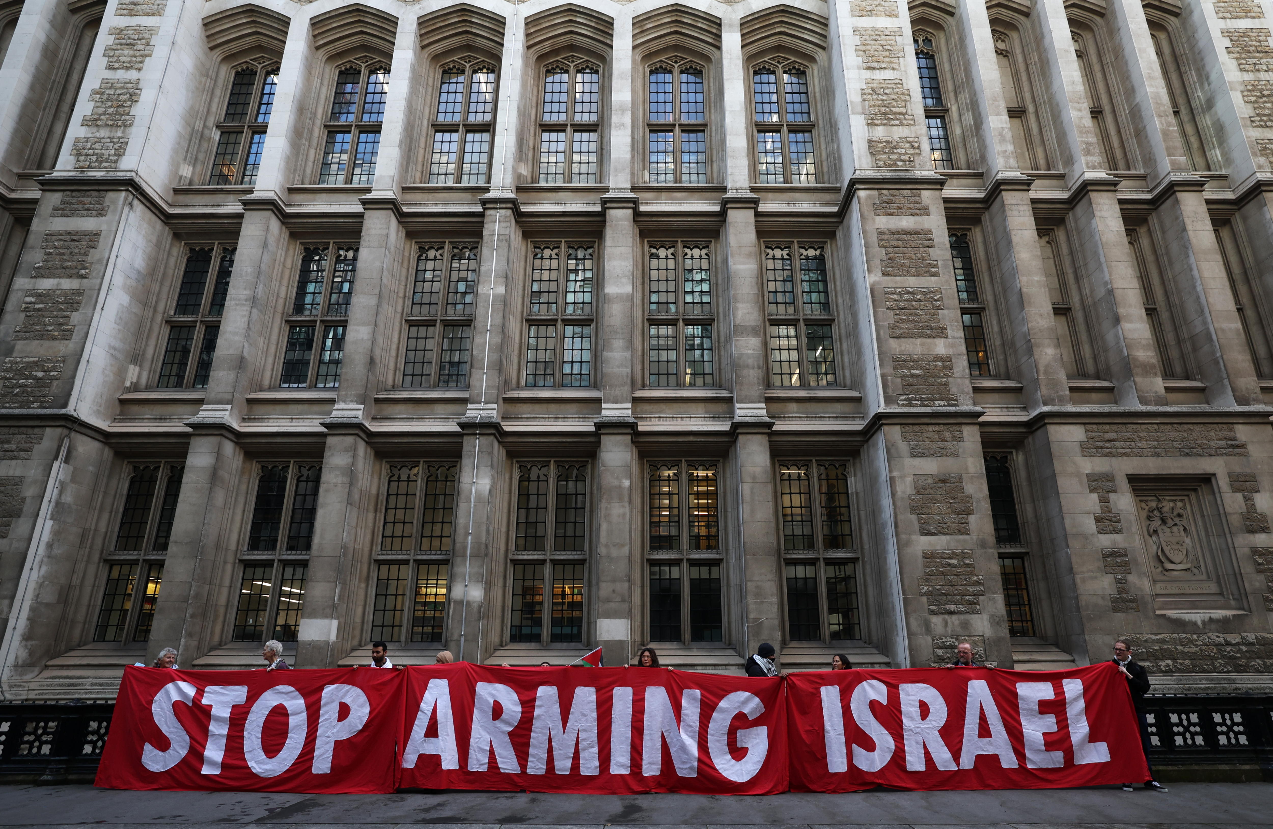 “La destrucción es total”: ¿por qué Israel bombardeó a Siria?