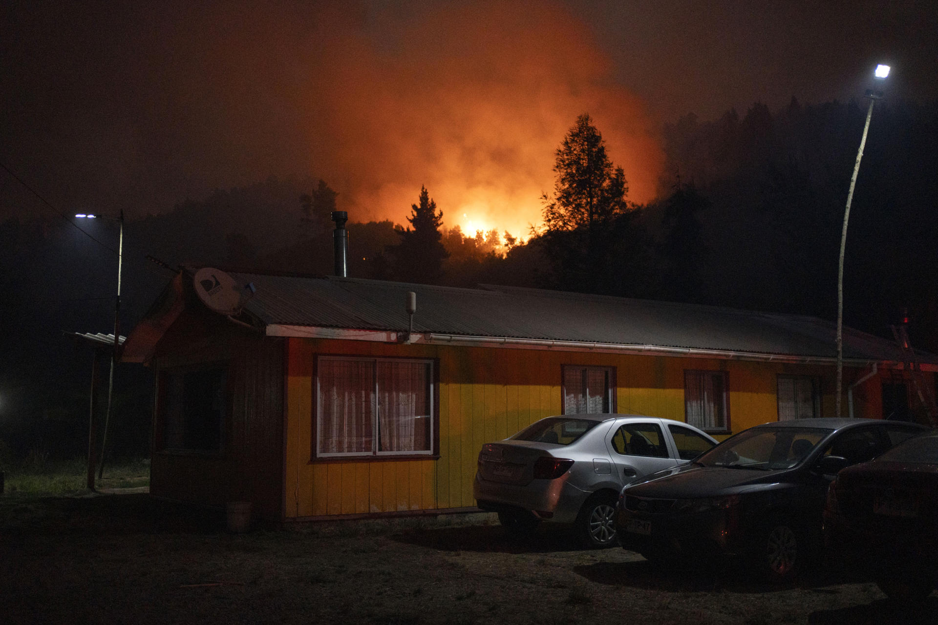 Incendios forestales en Chile: principal sospechoso espera imputación de cargos