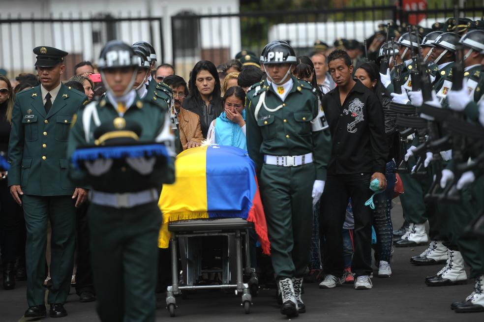 El último adiós a los soldados fallecidos en el helicóptero militar