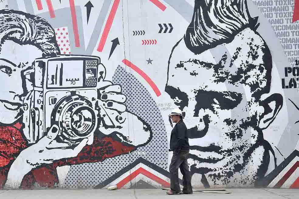 Toxicómano, uno de los artistas más reconocidos de la ciudad. Fotos: Cristian Garavito - El Espectador