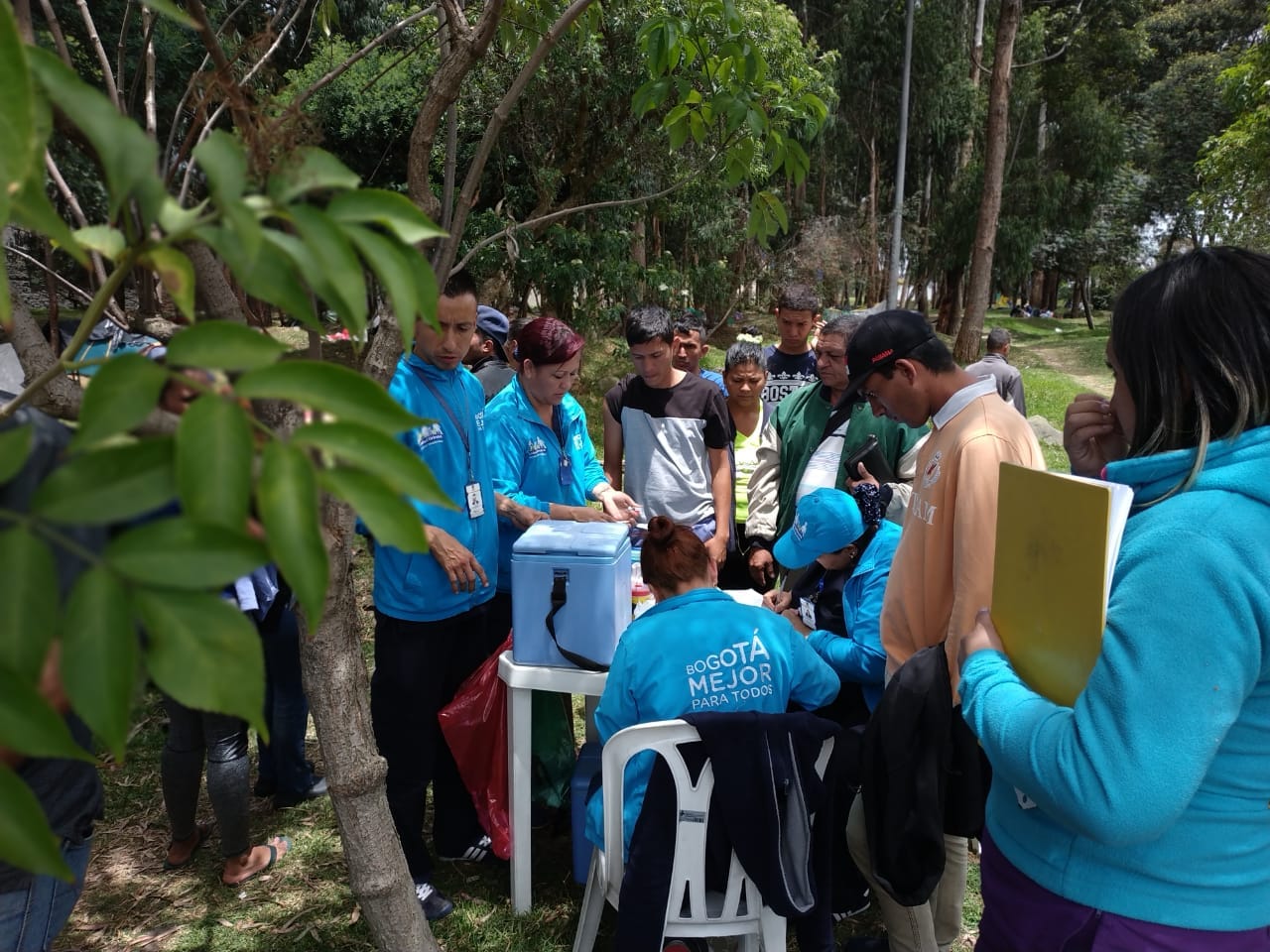 Avanza reubicación de venezolanos en inmediaciones de la terminal de transportes