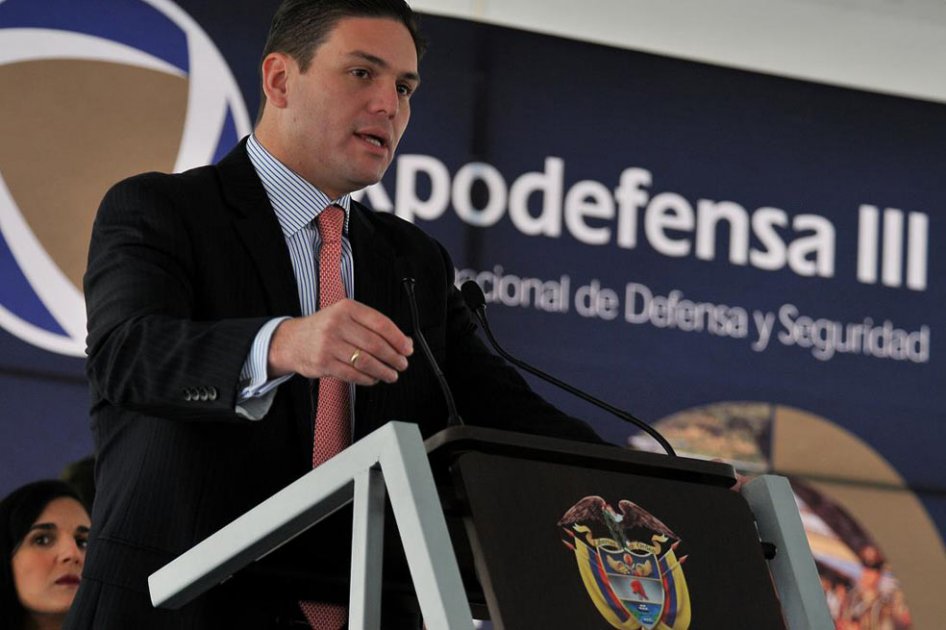Gobierno creará corporación para impulsar la industria militar