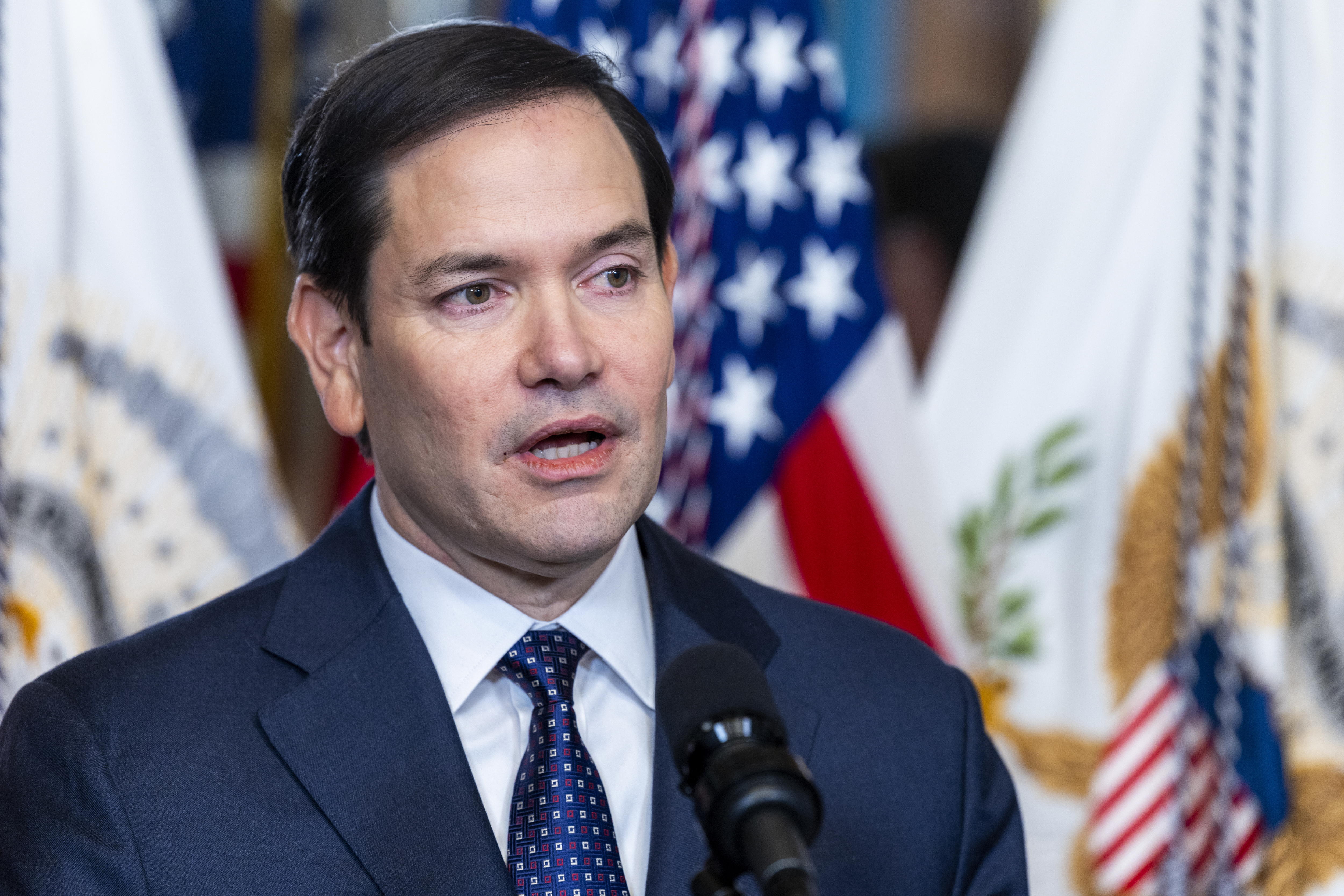 Rubio dijo que Petro se retractó de recibir los aviones cuando ya estaban volando