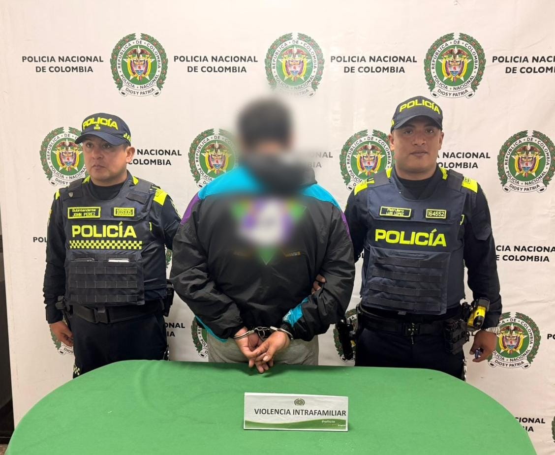 Vecinos grabaron caso de violencia intrafamiliar, logrando la captura del responsable