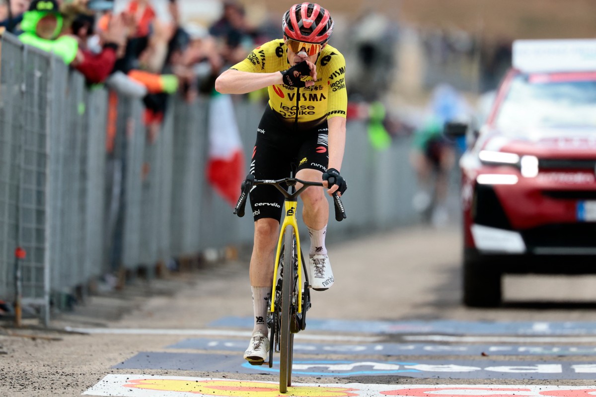 Jonas Vingegaard dio su primer golpe en la séptima etapa del Giro de Italia 2026