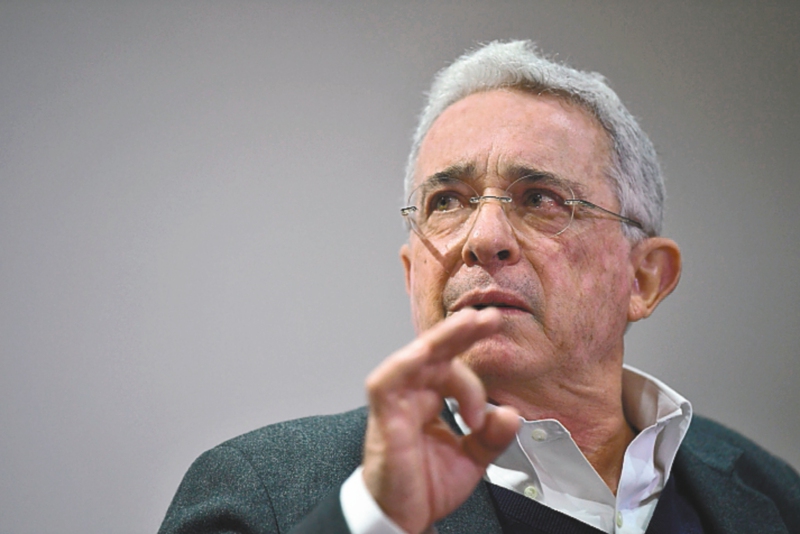 Uribe se refirió a la ‘Ñeñepolítica’ en medio de escándalo de Nicolás Petro