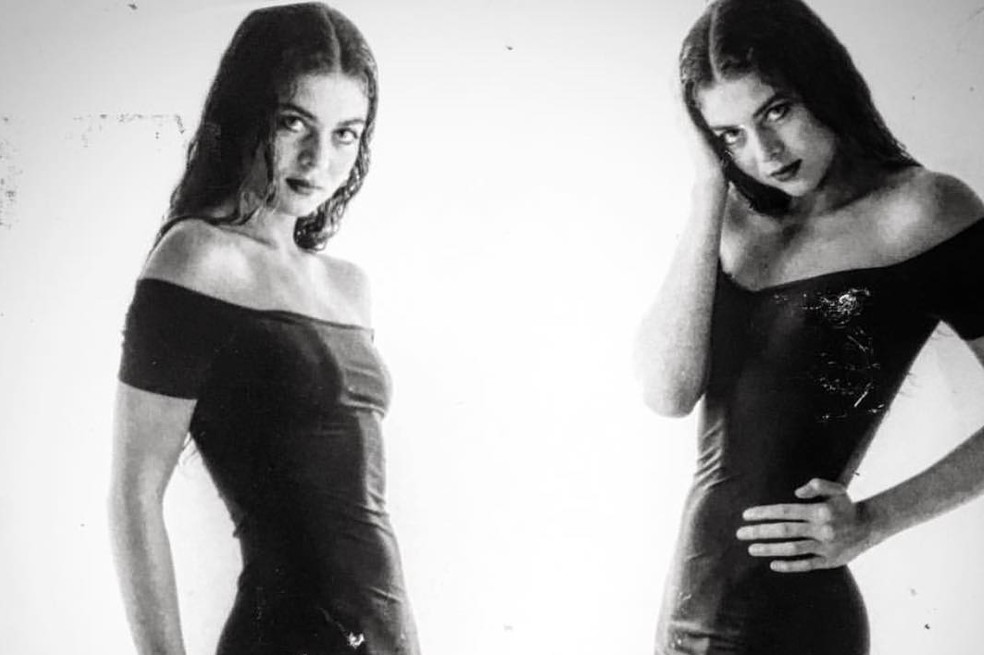 En algunas oportunidades, la actriz ha querido unirse a la tendencia del #tbt para publicar algunas fotografías de su juventud. En esta foto, por ejemplo, lucía un vestido negro y su cabello un menos alborotado a como lo tiene ahora. Esta fotografía corresponde aproximadamente a 4 años después de que Margarita Rosa fuera coronada como señorita Valle en 1984.