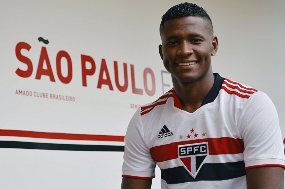 Luis Manuel Orejuela, nuevo compañero de Dani Alves en Sao Pablo
