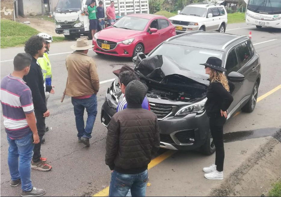 Los actores Mábel Moreno e Iván López se accidentaron en la vía Bogotá – Tunja