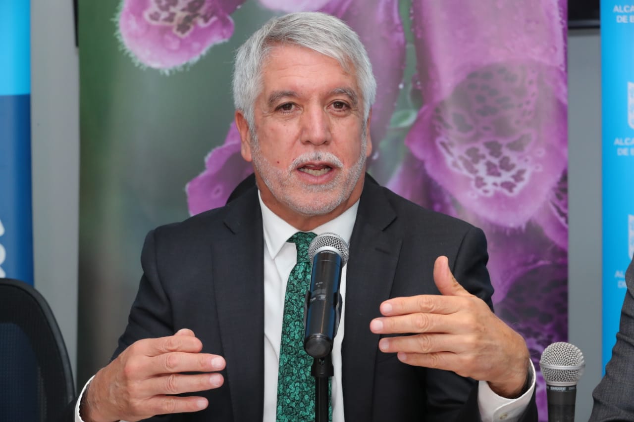 «Prohibir el asbesto es un tema que debe salir del Congreso»: Peñalosa