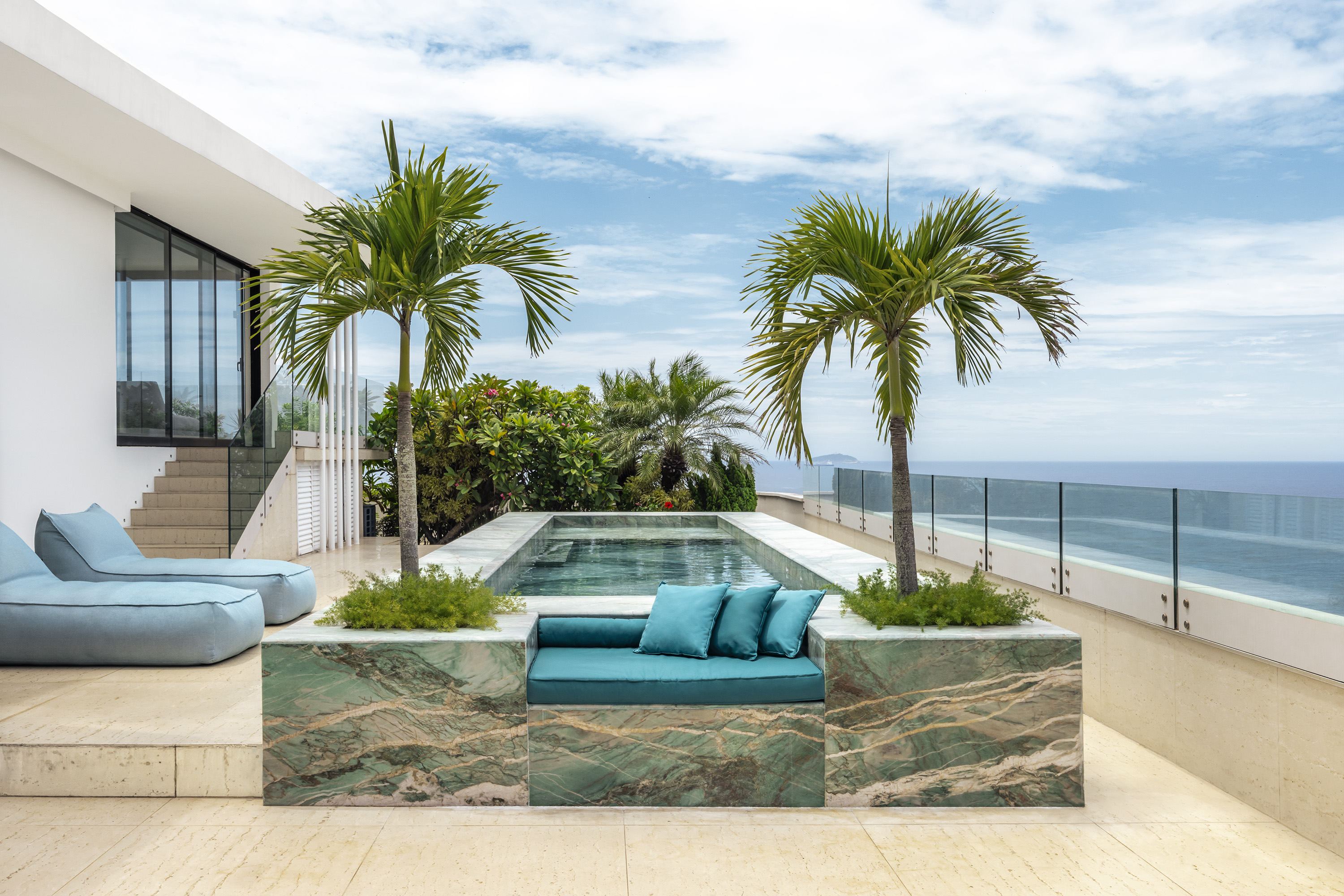 Dos huéspedes podrán alojarse en el penthouse favorito de la artista en Copacabana.