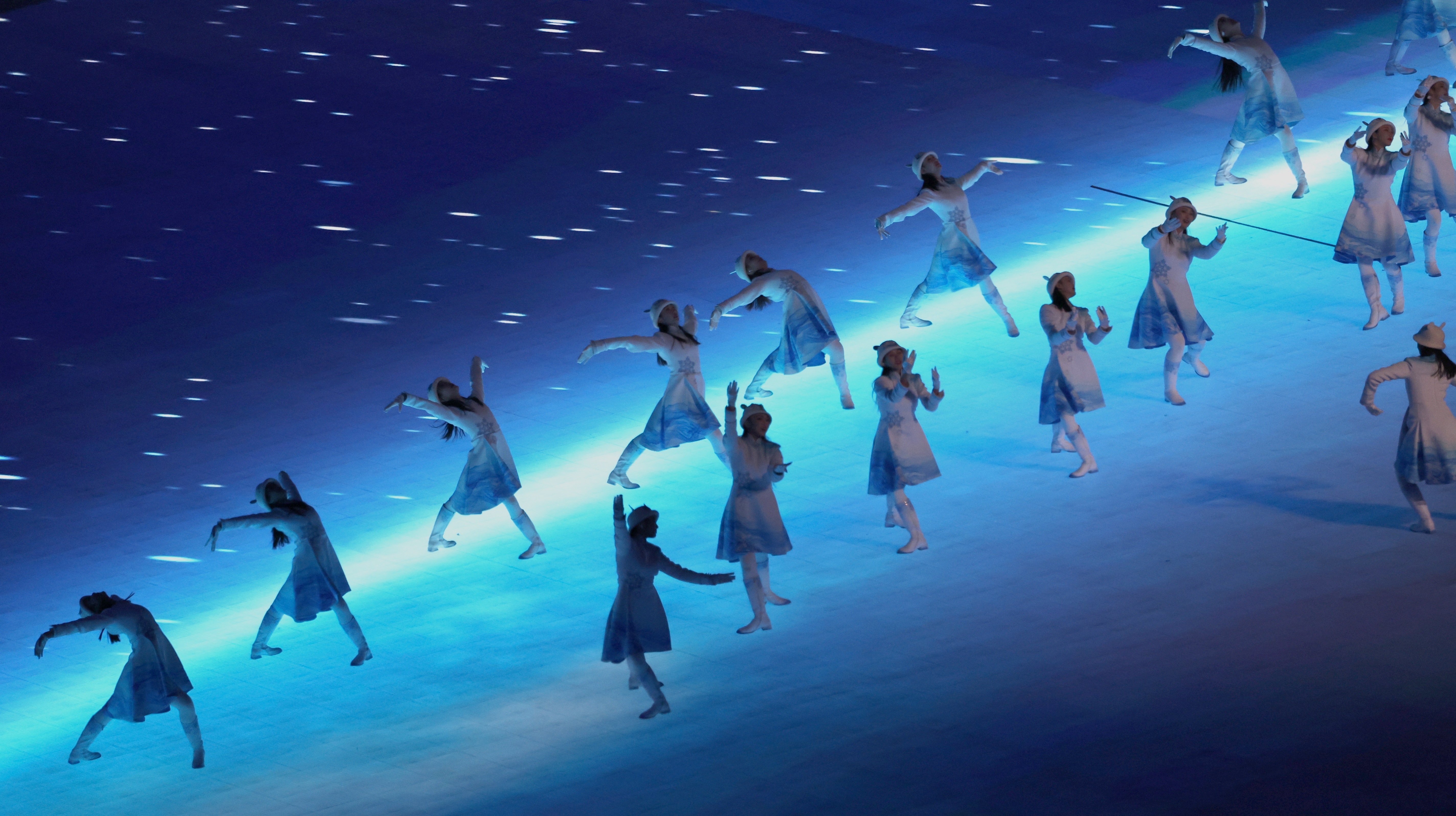 Beijing (China), 04/02/2022.- Artists perform during the Opening Ceremony for the Beijing 2022 Olympic Games at the National Stadium, also known as Bird's Nest, in Beijing China, 04 February 2022. EFE/EPA/FAZRY ISMAIL