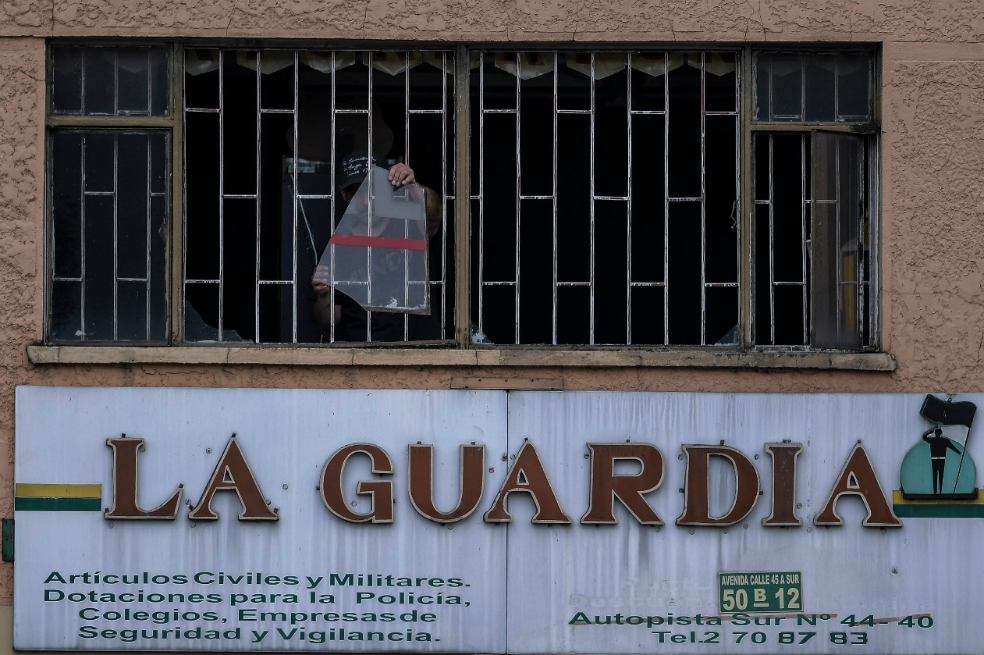 Distrito explica cómo se hará reposición de daños materiales por atentado en Bogotá