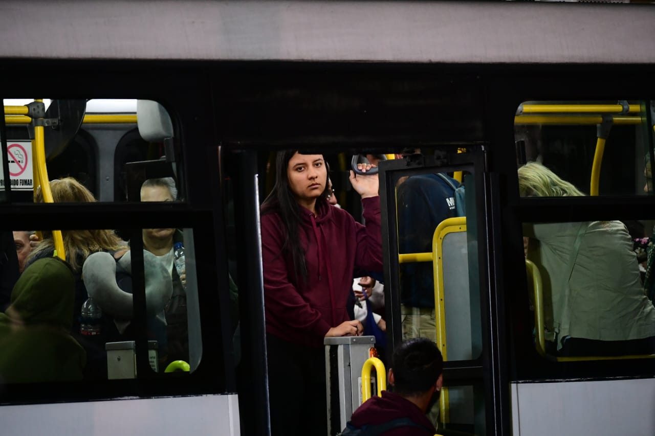 Llegada colombianos repatriados desde Israel