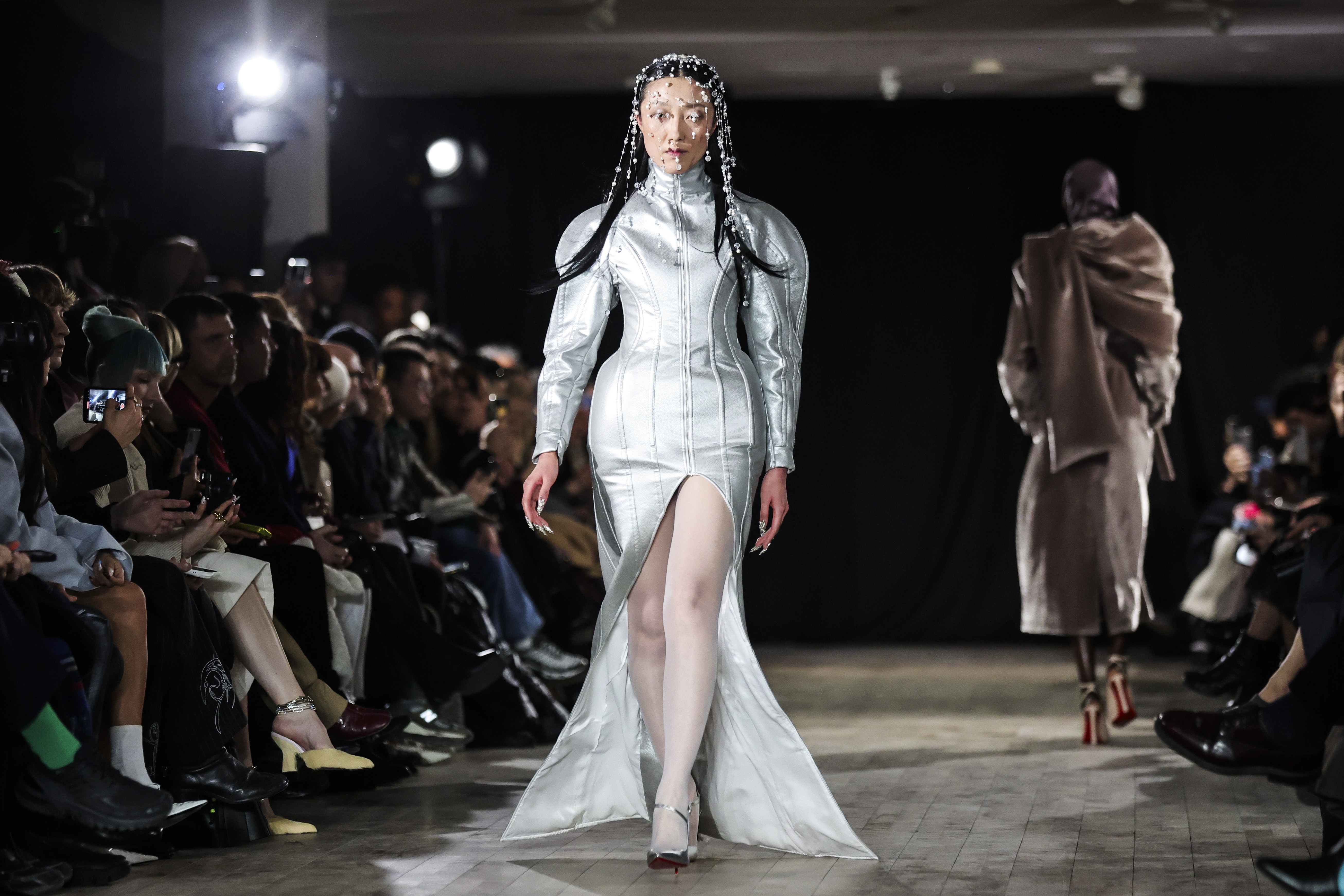 Los cambios artísticos protagonizan la Semana de la Moda de París 2025