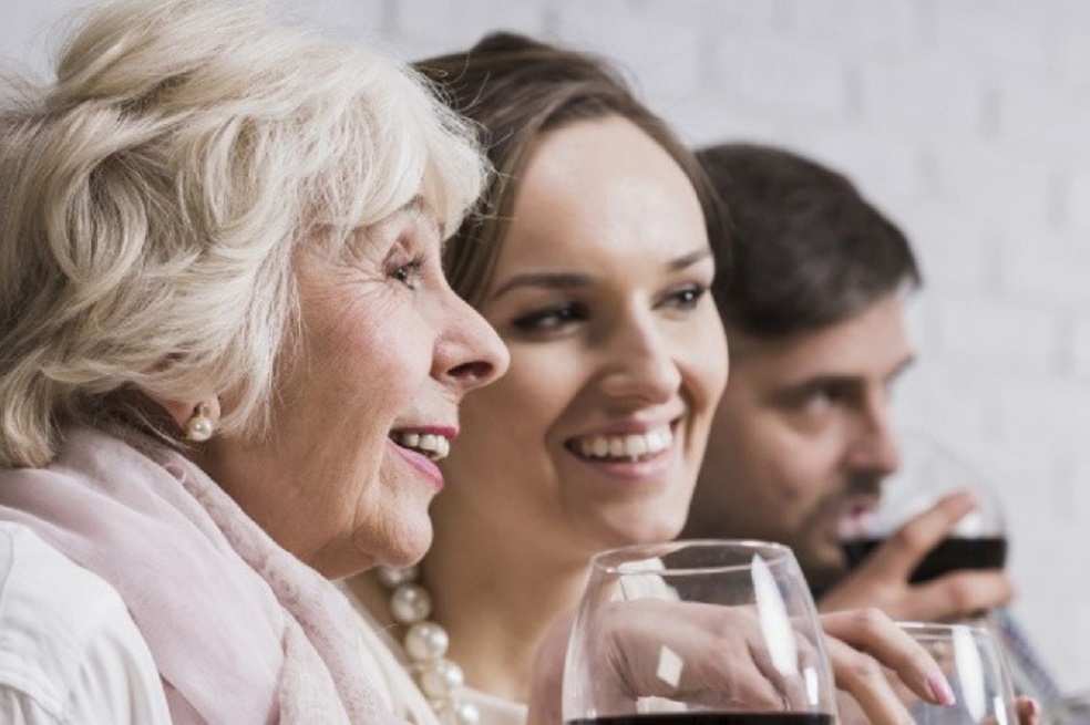 ¿Cómo involucrar a tu suegra en la preparación de tu boda?