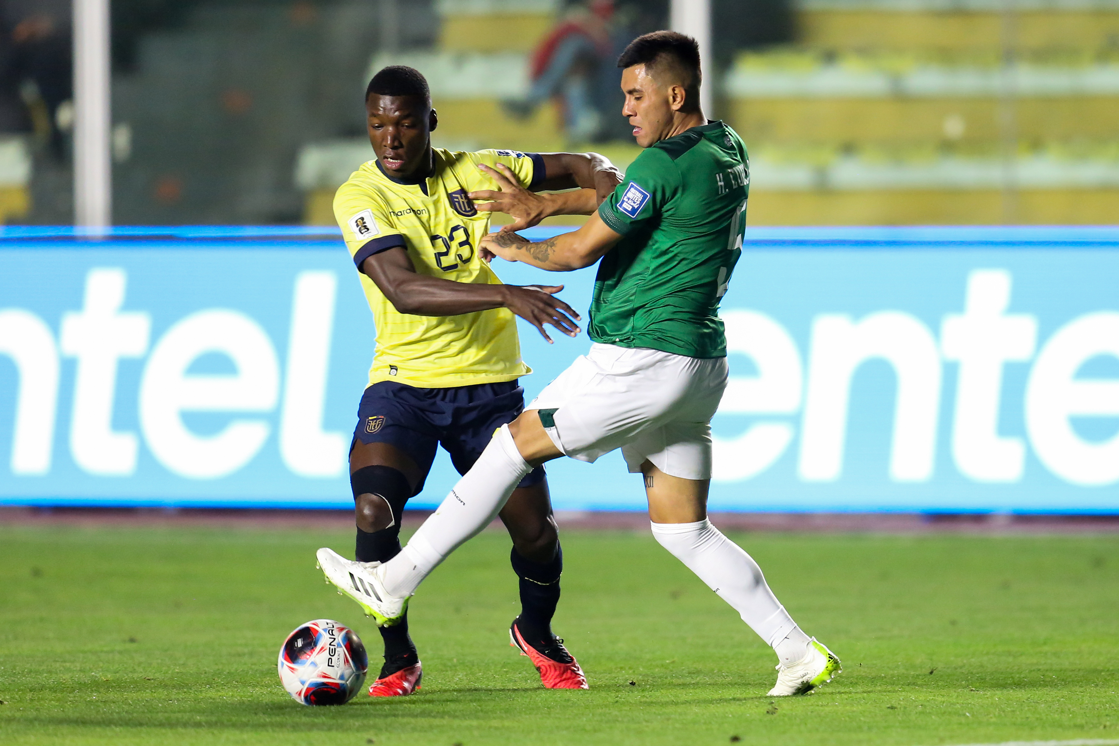 Ecuador, futuro rival de Colombia, venció a Bolivia en el último minuto