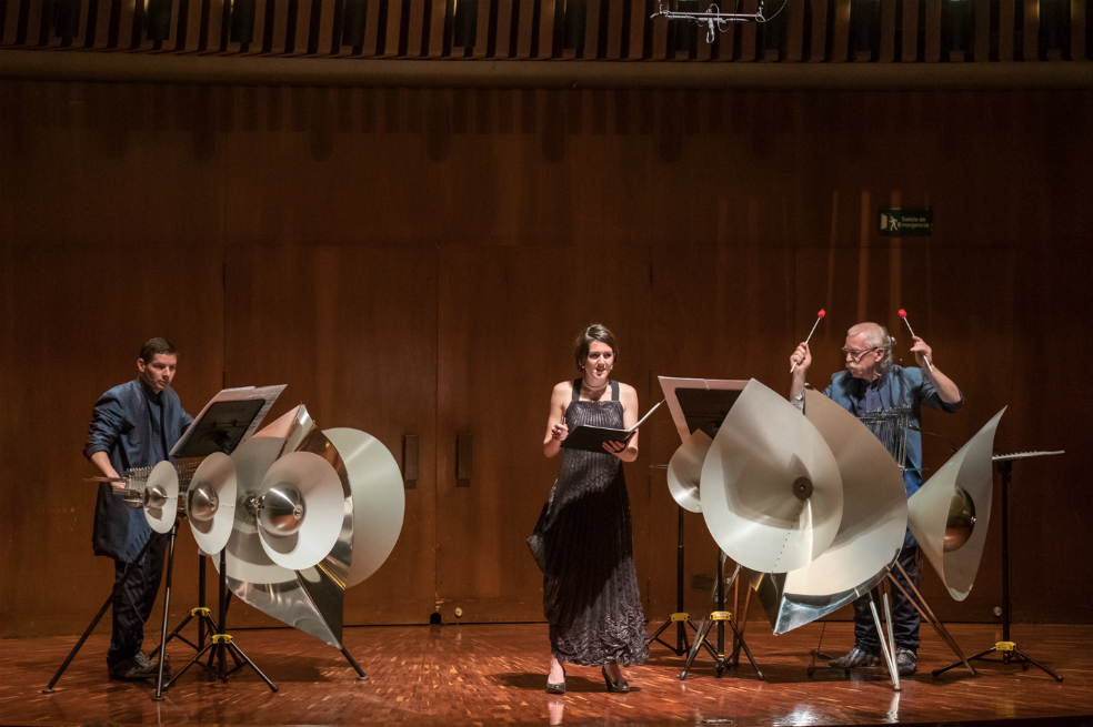Esculturas mágicas brillaron en la Sala
