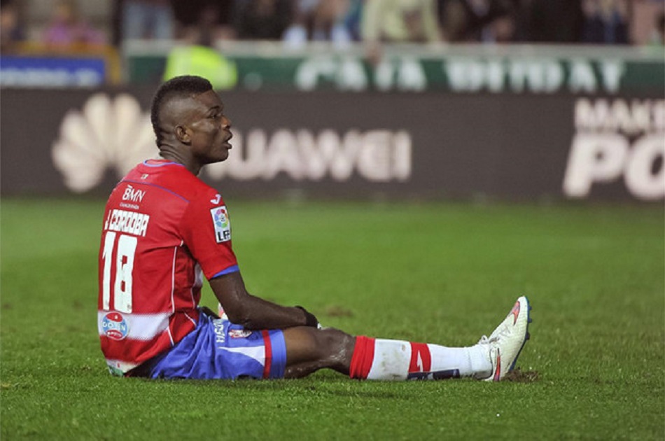 Granada negó salida del colombiano Jhon Córdoba